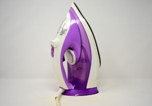 一人暮らしに役立つアイロンのコツは？